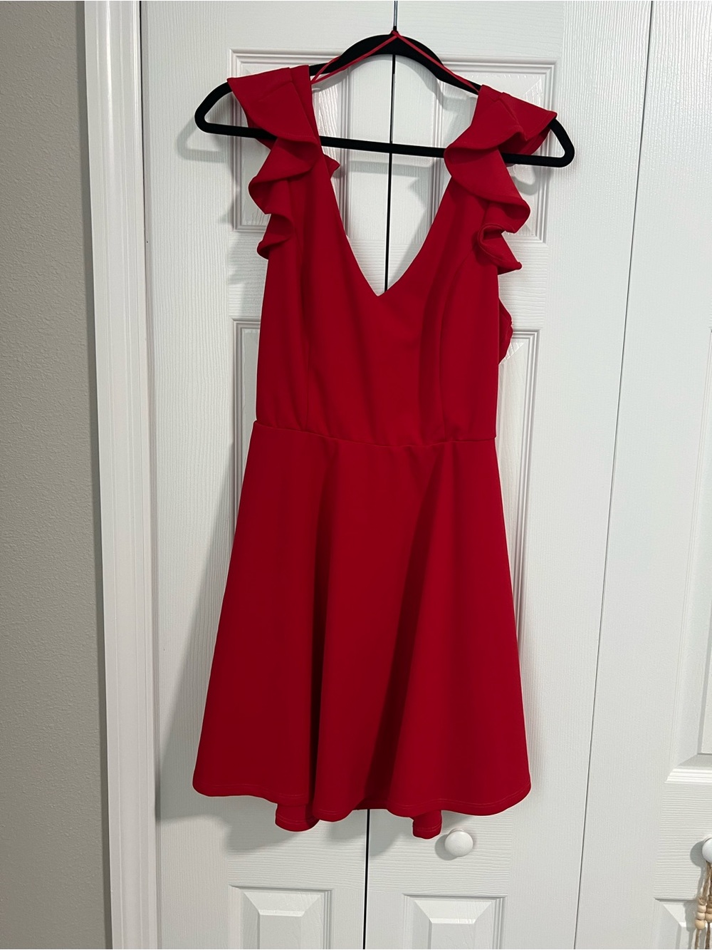 Mi Ami Red Ruffle-Shoulder Mini Dress with pockets